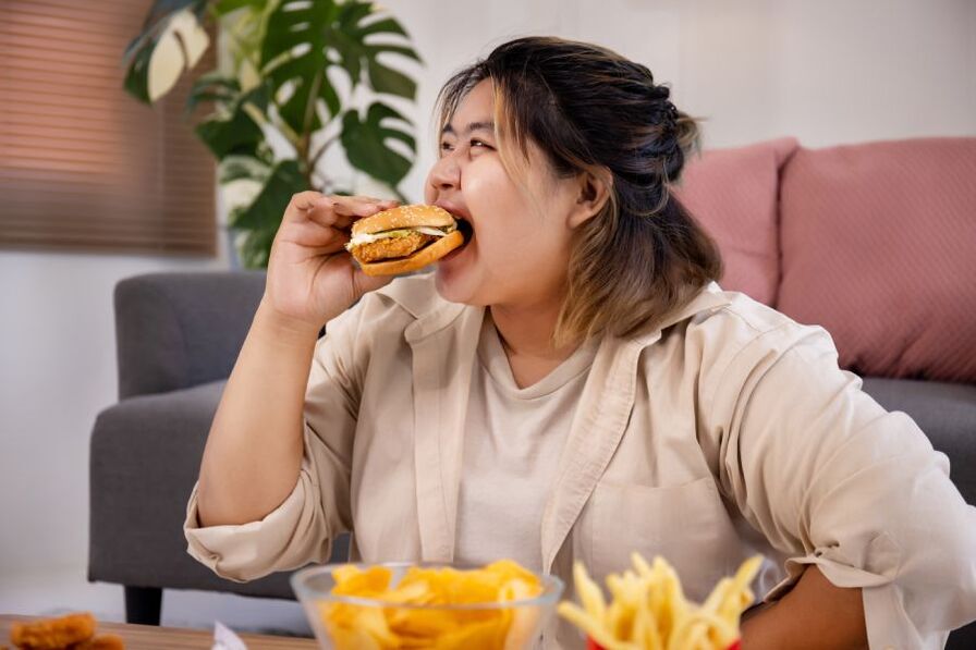 La malbouffe mène à l’obésité